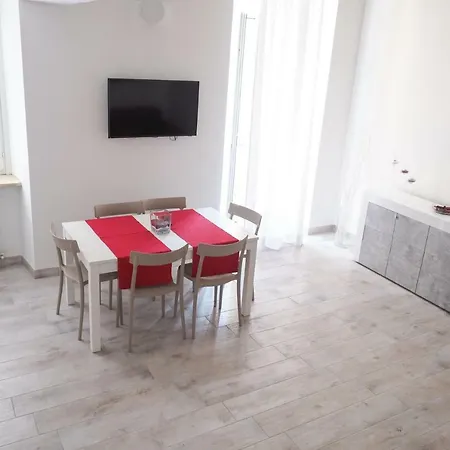 Διαμέρισμα Santa Chiara 32 *