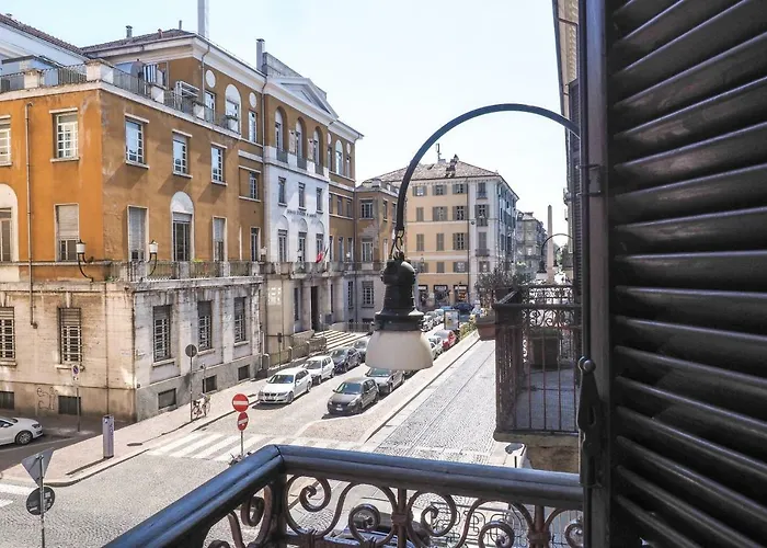 Santa Chiara 32 Turin